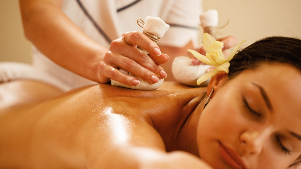 Balinesische massage: vorteile für tiefe entspannung entdecken 1 Découvrez les atouts du massage balinais pour une relaxation profonde et durable